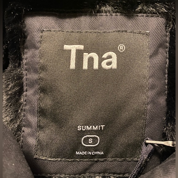 NWT Aritzia Tna The Summit Parka - Picture 14 of 14